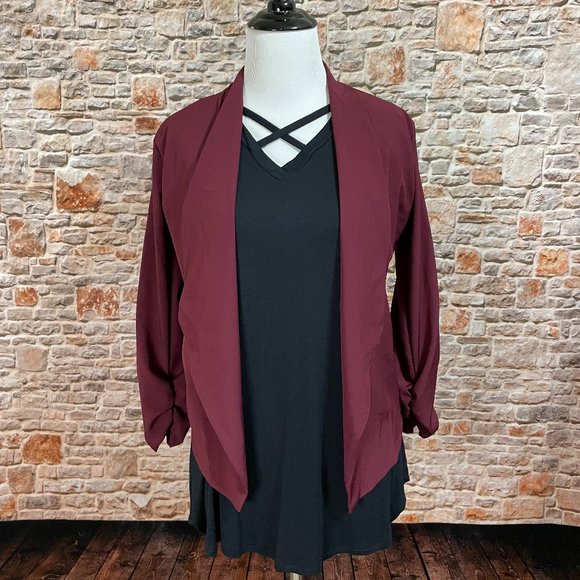 MixMatchy Jackets & Blazers - NWT Blazer In Wine